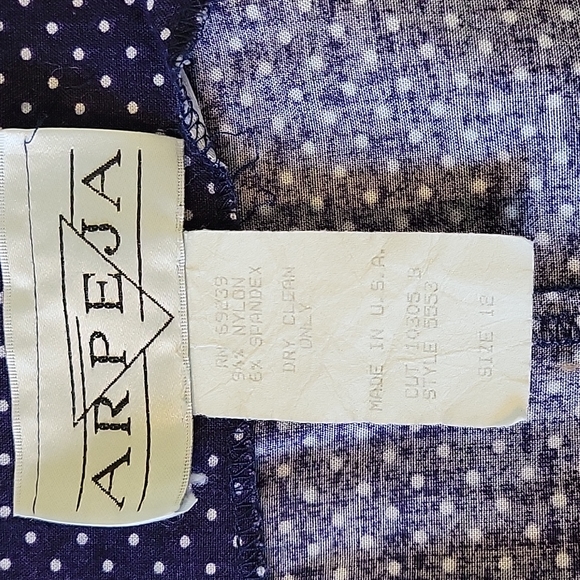 EUC Vintage Blouse Shirt Top With Buttons Size S - M - Picture 2 of 5